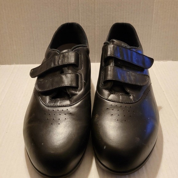 SAS Women's Me Too Strap Comfort Shoe Size 11 wide - Picture 1 of 6